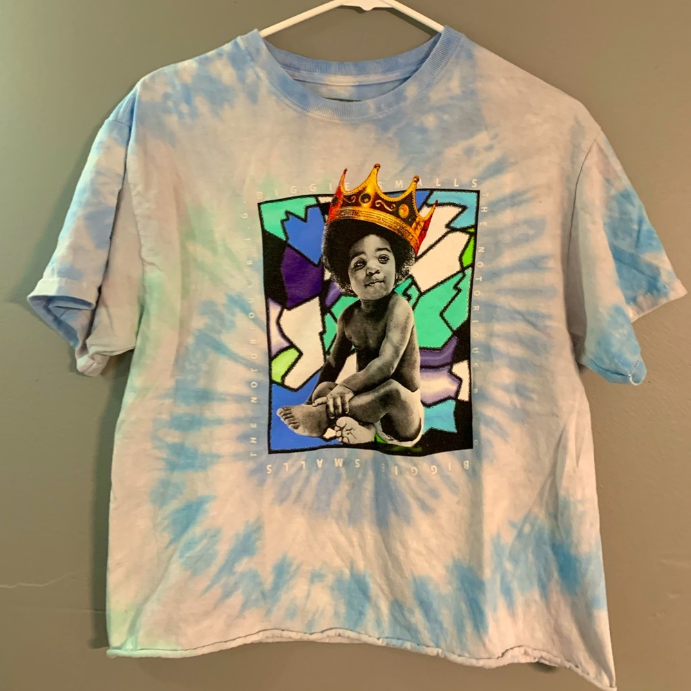 //size M fits S
